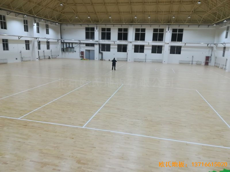 山東濟南歷城區(qū)小學運動地板鋪裝案例