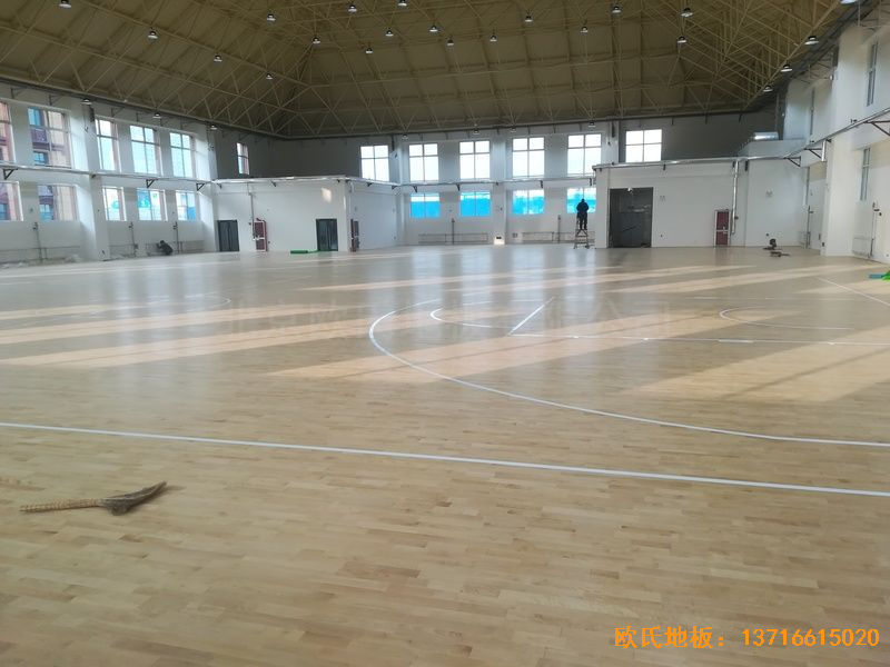 山東濟南歷城區(qū)小學運動地板鋪裝案例