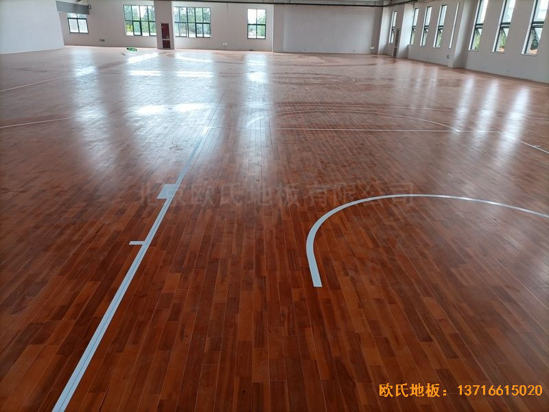 江蘇宿遷運河路學(xué)校體育木地板鋪裝案例