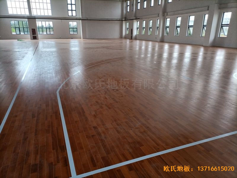 江蘇宿遷運河路學(xué)校體育木地板鋪裝案例