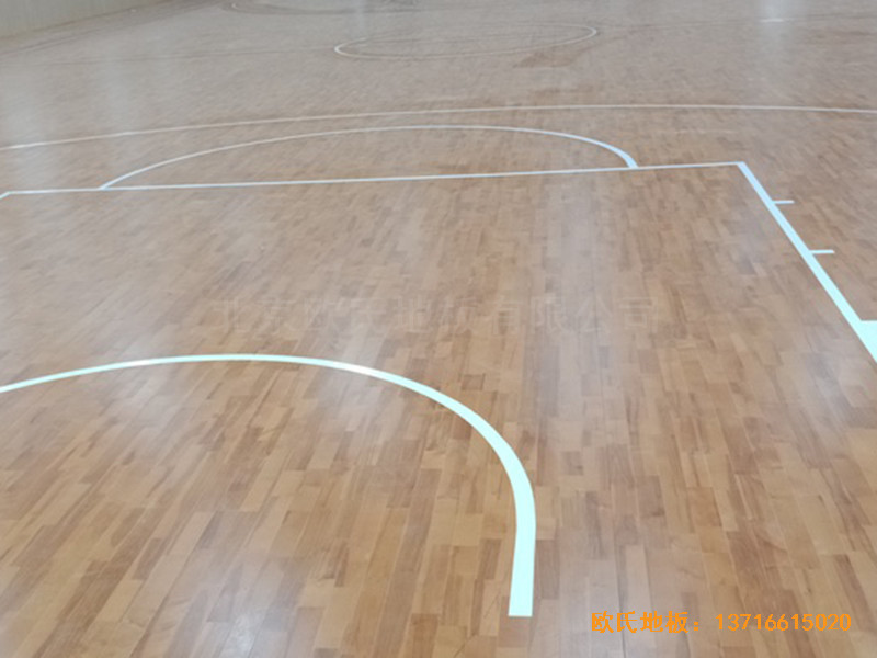 廣西南寧雅貴綜合訓(xùn)練館體育地板安裝案例5