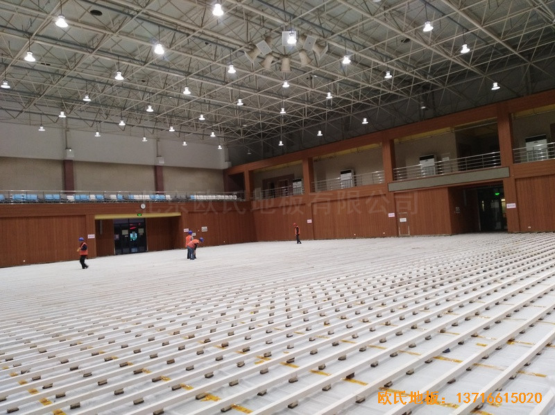 浙江三門核電站體育館運(yùn)動(dòng)地板安裝案例1