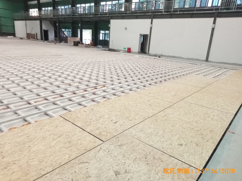 海南三亞619項目訓(xùn)練館體育木地板鋪裝案例2
