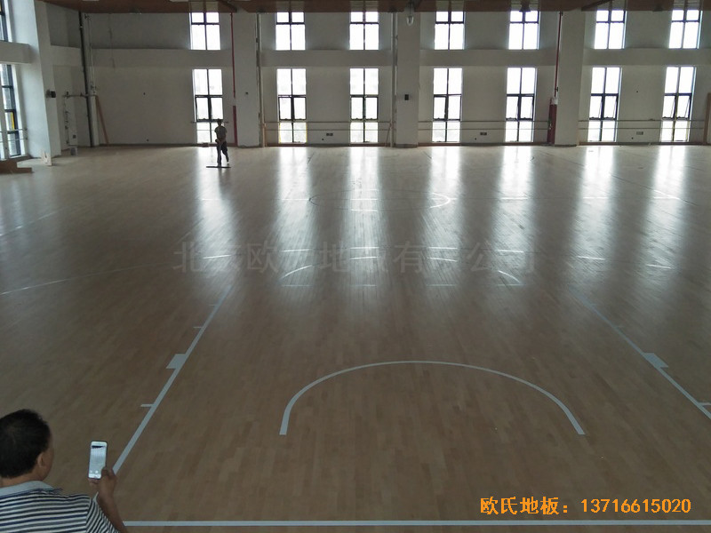 北京師范大學(xué)籃球館運動地板安裝案例5