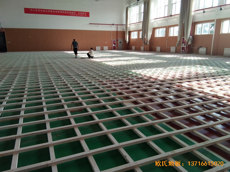 北京懷柔實(shí)驗(yàn)小學(xué)籃球館體育地板施工案例1