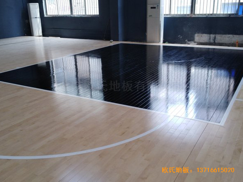山東同昌23號(hào)籃球館體育地板施工案例4