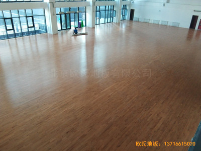 北京朝陽經(jīng)管學(xué)院運動館體育木地板鋪裝案例