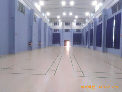 北京金通源健身中心體育木地板鋪設案例